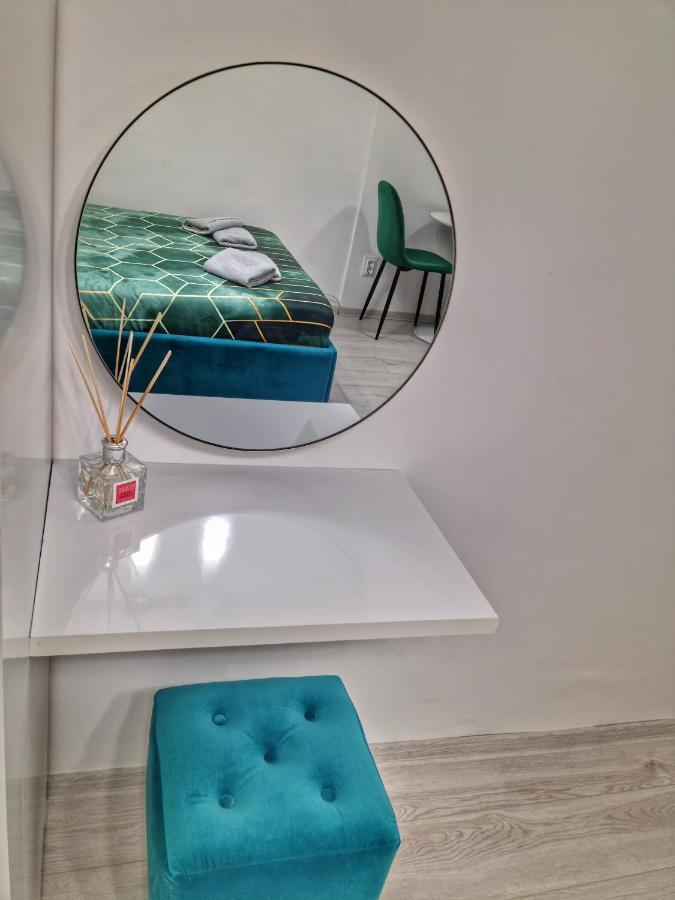 15. Little Studio Apartman Bukarest Kültér fotó